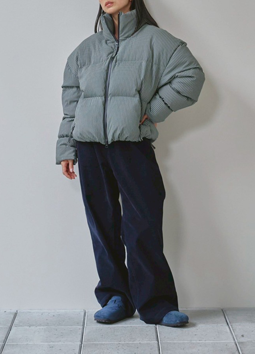 格紋立領羽絨短外套